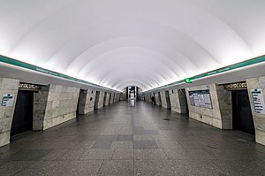 Metro SPB Line3 Lomonosovskaya Station Hall.jpg
